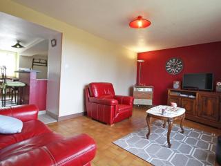 Maison Normande avec Jardin Clôturé, Cheminée et Options Confort, près de la Roche d'Oëtre - FR-1-497-141 - 4