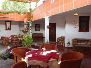Hotel Plaza Eronharhini - Erongarícuaro - 4