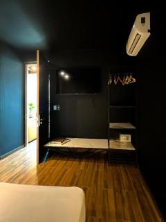 Lleras Luxury - King Bed & Private Jacuzzi - Medellín - 3