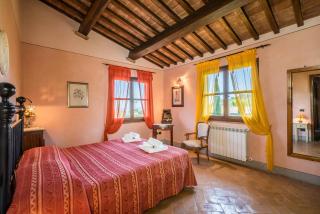 Historic Villa With Tuscan Hills View - 8