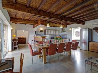 Gîte spacieux avec piscine et spa en pleine campagne - FR-1-496-296 -  - 2