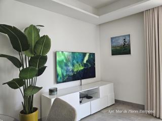 INF1.1D – Modern city flat near beach old town - 5