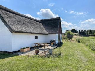 Fjord View And Rural Charm In Tranquil Setting - Ølsted - 6
