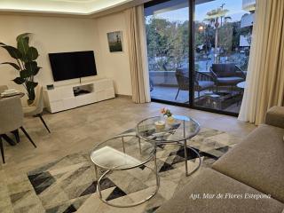 INF1.1D – Modern city flat near beach old town - 6
