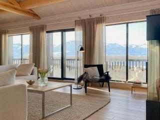 Bright And Modern Cabin, With Great Mountain View - 6