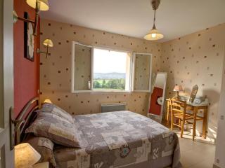 Gîte cosy avec poêle, terrasse et jardin privé à Saint-Forgeux-Lespinasse - FR-1-496-37 - Saint-Forgeux-Lespinasse - 5