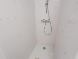 Chalet cosy à Usson-en-Forez avec cheminée - FR-1-496-162 - 6