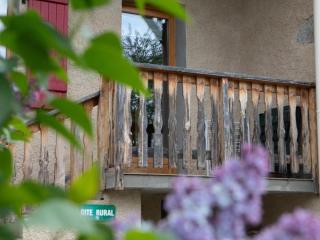 Gîte Rustique avec Terrasse, Jardin Privatif et Visite de Ferme à Vêtre-sur-Anzon - FR-1-496-290 - 6
