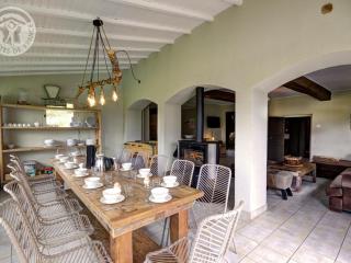Gîte familial 14 pers. avec piscine chauffée, spa, sauna, terrains de jeux et borne électrique. - FR-1-496-3 - Vivans - 1