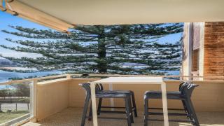 12 At Terrigal Ocean Views, Wifi Accom Holidays - Terrigal - 1