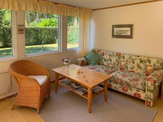 Family-Friendly Cottage Near The Sea In Ugglarp - Heberg - 2
