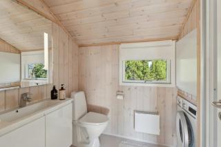 Holiday Home With Lake View In Bisserup - 3