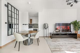 VayK - Luxury 1BR with Marina View - 0