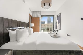 VayK - Luxury 1BR with Marina View - 3