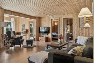 Modernized Holiday Home 800 Meter From The Beach - Marielyst - 5