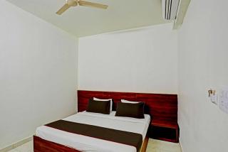 Collection O Aditya Inn - Bhopal - 6