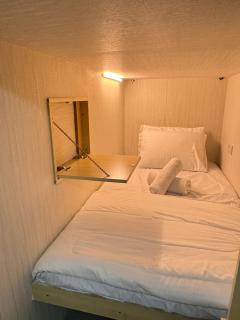 Luxury Private Capsule Room near Business Bay Downtown - 6
