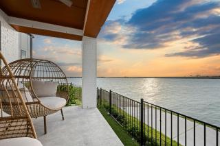 Balcony 3br Retreat With Lake View - Rowlett - 8