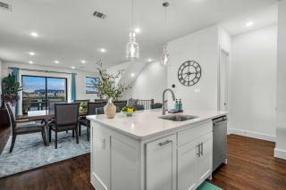 Balcony 3br Retreat With Lake View - Rowlett - 3