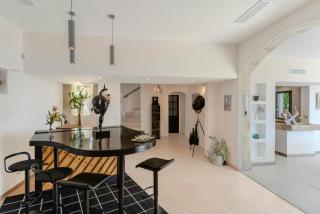 Villa With Pool In The Heart Of French Riviera - 4
