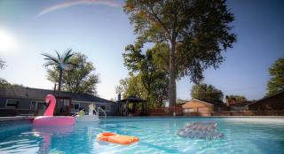 Lush Hideaway with HotTub & Pool 6 mins kings Island - Mason - 0