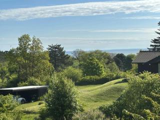 Stort Bjælkehus Med Havudsigt I Klint Bakker - 9