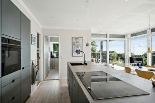 Modern Summer House With Sea View In Hejlsminde - 9