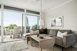 Modern Summer House With Sea View In Hejlsminde - 4
