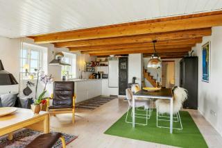Half-Timbered Farm With Sea View At Kaløvig - - 9