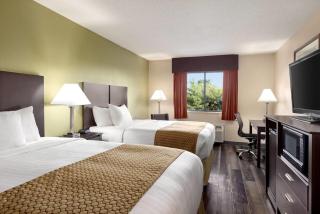 Baymont by Wyndham Monroe - 1