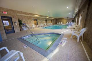 Hampton Inn & Suites by Hilton Seattle/Kent - 1