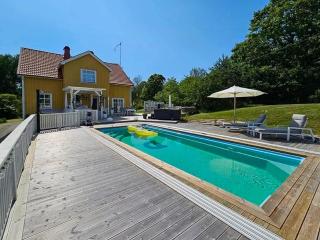 Country House With Pool Near Lake Vänern - Säffle - 1