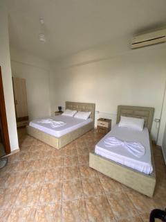 Guesthouse SELI - Berat - 1