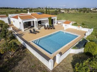 Secluded Carvoeiro Villa 3 Bedrooms Villa Urzais Modern Interiors Private Setting - 0