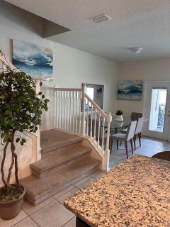 Great Room in excellent community and location - 8