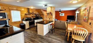 Lustrous Modern Cabin Oasis Near Moosehead Lake, Maine - 7