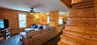Lustrous Modern Cabin Oasis Near Moosehead Lake, Maine - 4