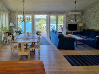 Archipelago Villa With Private Pier On Vindö - Djurhamn - 9
