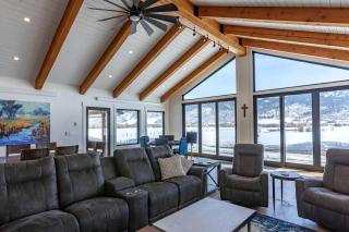 Scenic Riverside Cabin with Private Trail Access and Fly Fishing Near Alpine, Wyoming - 8