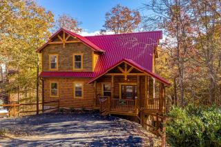 Spacious Family Cabin with Indoor Pool & Game Room near Dollywood in Gatlinburg, Tennessee - 6