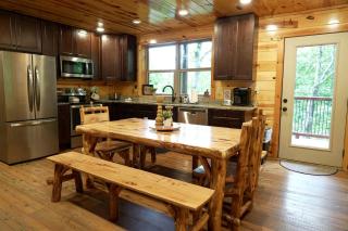 Spacious Family Cabin with Indoor Pool & Game Room near Dollywood in Gatlinburg, Tennessee - 2