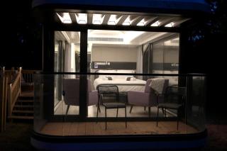 Futuristic Pod Glamping Retreat with Pond Views in South Carolina - Saint Stephen - 4