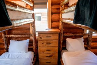 Spacious Pet-Friendly Log Cabin with King Bed & Full Kitchen | Bonners Ferry, Idaho Retreat - Bonners Ferry - 5