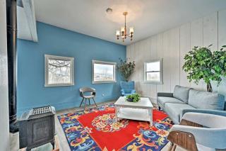 Tranquil Mountain Guesthouse with Hot Tub and Creek Views Near Trails in Lander, Wyoming - Lander - 4