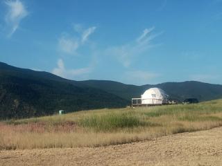 Stunning Off-Grid Dome with Spectacular Views for a Unique Glamping Getaway in Montana - 1