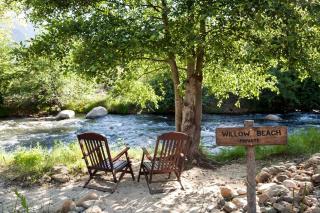 Charming Cabin Retreat on the Kern River with Hot Tub & River Access Near Kernville, CA - 8