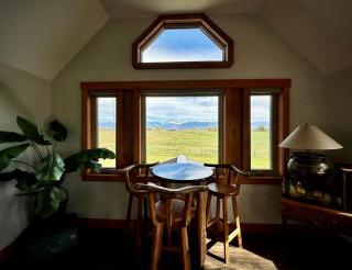 Beautiful Unit in a Scenic Farmhouse Retreat with Panoramic Views near Skiing & Trails in Tetonia, Idaho - 3