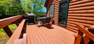 Vibrant Cozy Cabin Haven Near Moosehead Lake, Maine - 1
