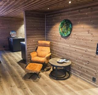 Luxurious Family Cabin By The Ski Trails - 2