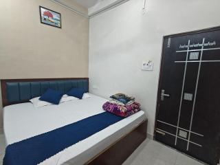 Kanha P Guest House - 5